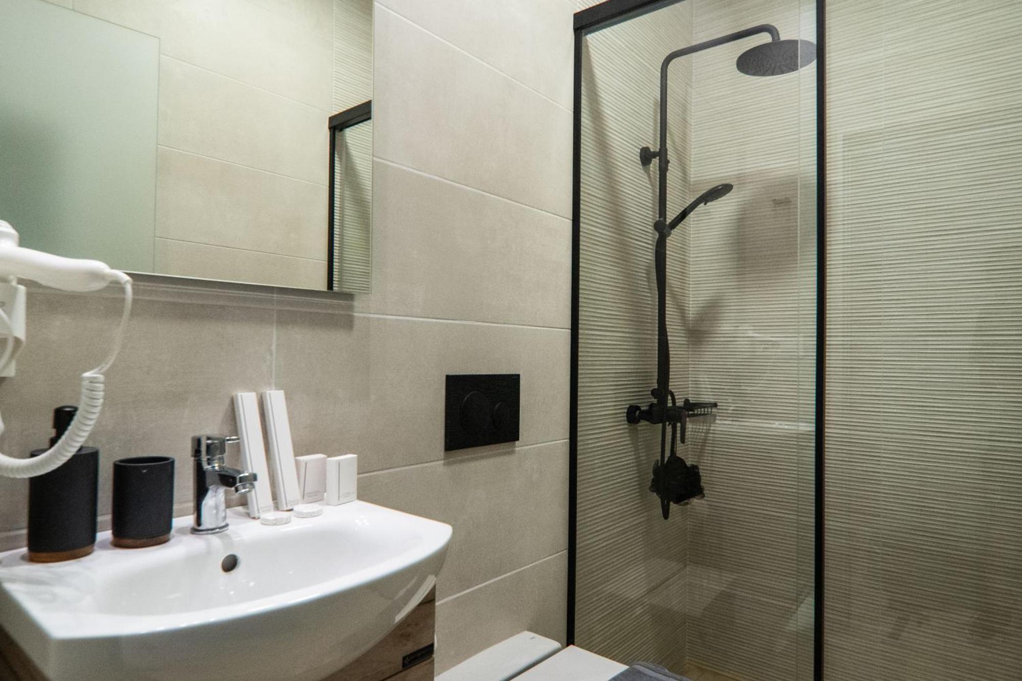 אלמירידה Amour Relax Hotel מראה חיצוני תמונה