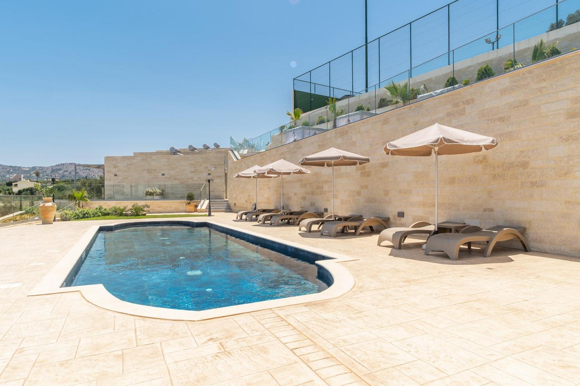 אלמירידה Amour Relax Hotel מראה חיצוני תמונה