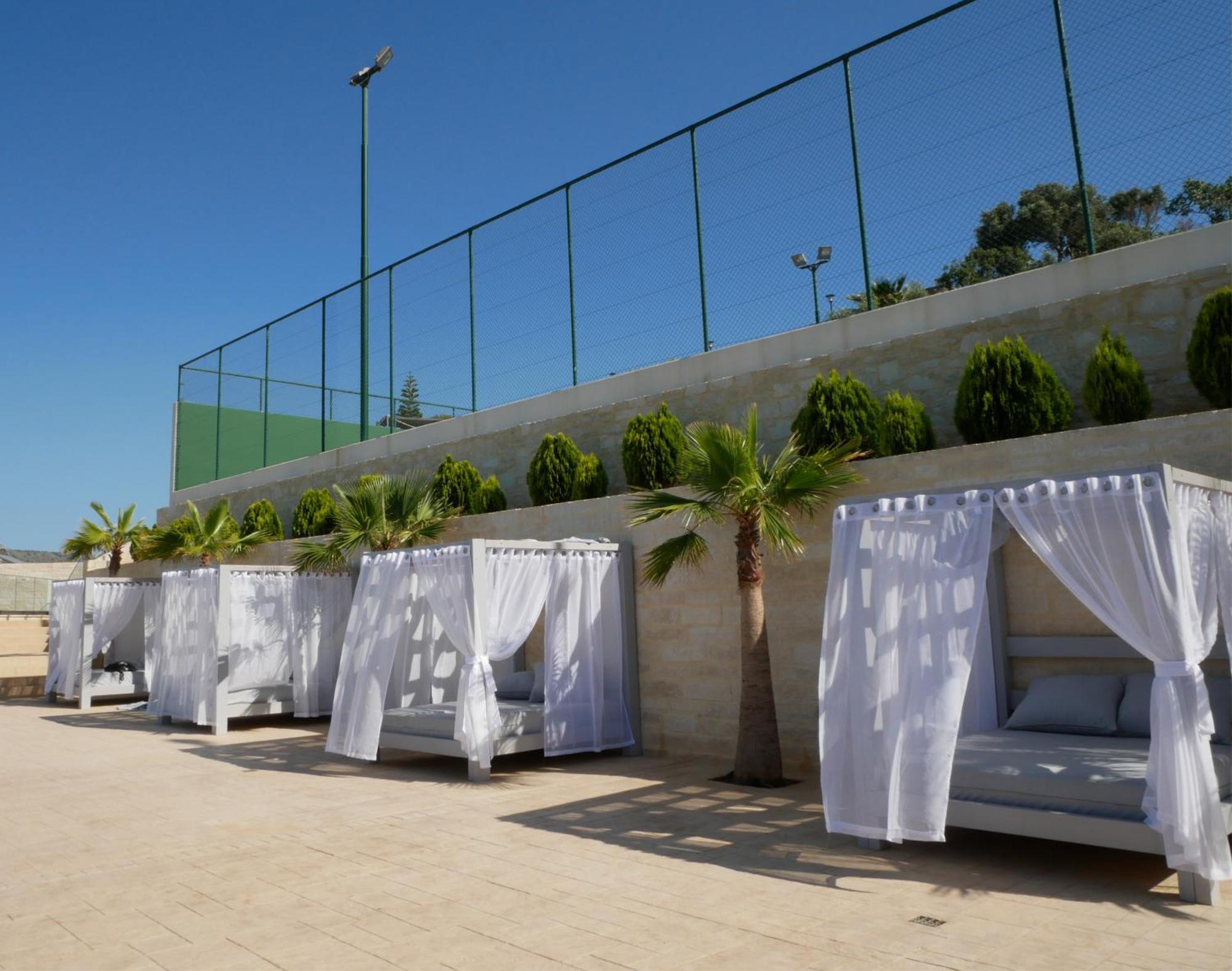 אלמירידה Amour Relax Hotel מראה חיצוני תמונה
